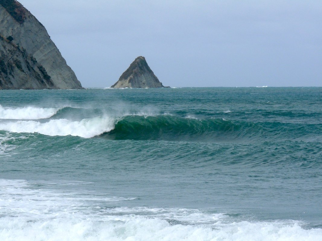 Ūawa / Tolaga Bay surf, Ūawa / Tolaga Bay surf spot, Gisborne / East Cape, New Zealand.