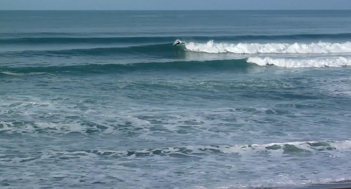 Surfing at Whanganui, Whanganui surf spot, Manawatu / Whanganui, New Zealand.